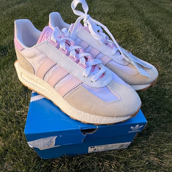Adidas RETROPY E5 SHOES women’s 9.5 New 👟 - Picture 1 of 13